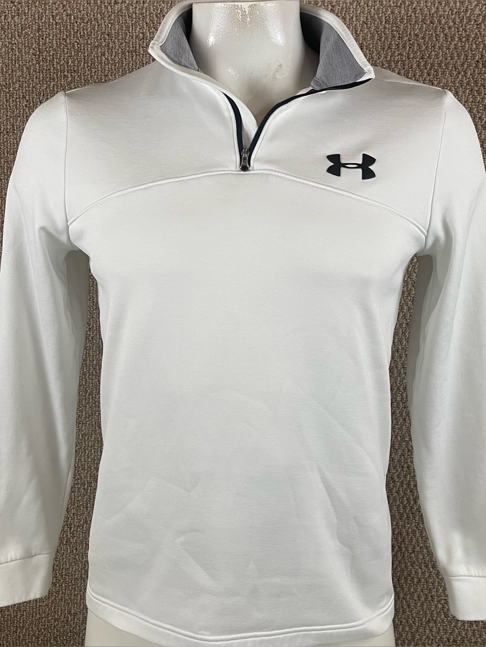 Under Armour Pullover Mens Small White 1/4 Zip Loose Fit Long Sleeve Mock Neck